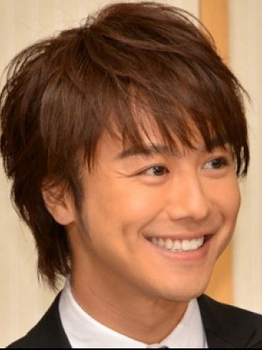 EXILE TAKAHIRO（笑顔）.png
